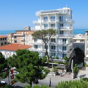 Bracciotti Hotel Lido di Camaiore
